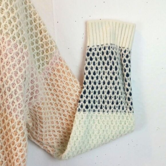 Greige stripped multicolored long-sleeve V neck tunic length sweater size XL - Picture 6 of 9